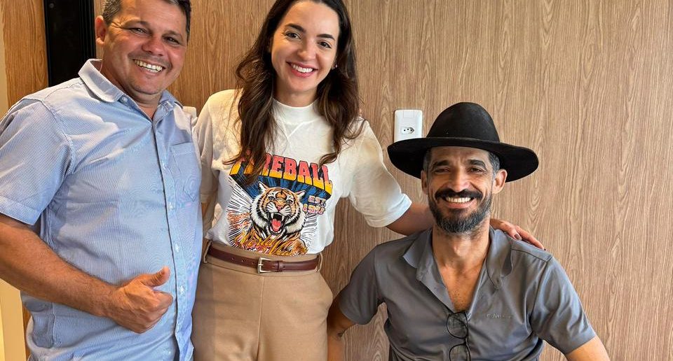 Os vereadores Fernando Anjos e Jairo Anacleto, estiveram em visita ao gabinete da Deputada Federal Dra. Alessandra Haber