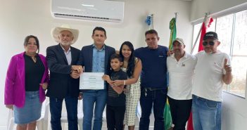 Registro da cerimônia solene de posse de suplente de vereador, senhor Jaílton Santos da Silva